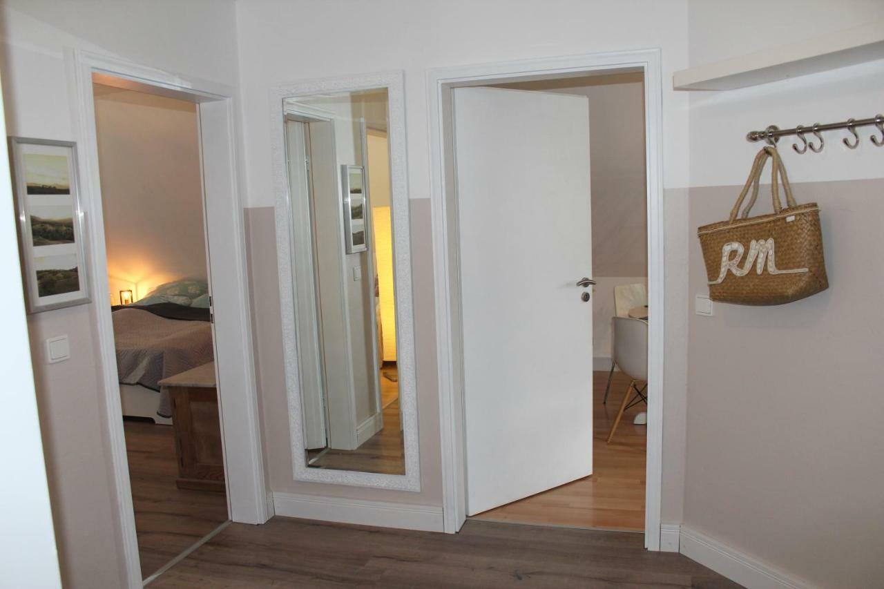 Ferienwohnung Im Tuermchen Oberfell Exterior foto